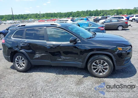 2019 Jeep Cherokee Latitude Plus 4X4 from USA, damaged, VIN 1C4PJMLB4KD174892